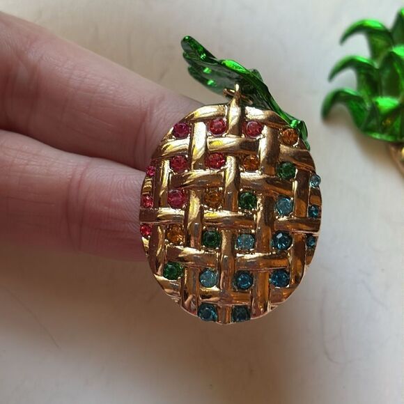 Large Pineapple Rainbow Rhinestone dangle fashion statement earrings - Picture 5 of 6